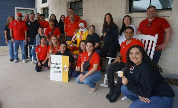 MHA Class of 2024 Volunteering at Ronald McDonald House